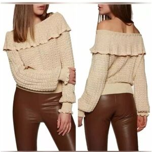 Free People Crazy in love ruffled Too sweater